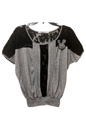 DISNEY PARKS Women's Black/Gray Embellished Mickey Lace Dolman Sleeve Top Medium